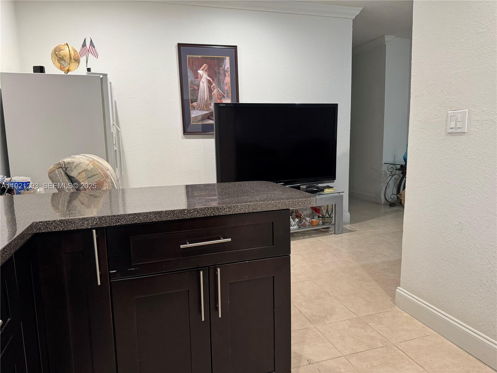 THE TROPICS AMD - Residential