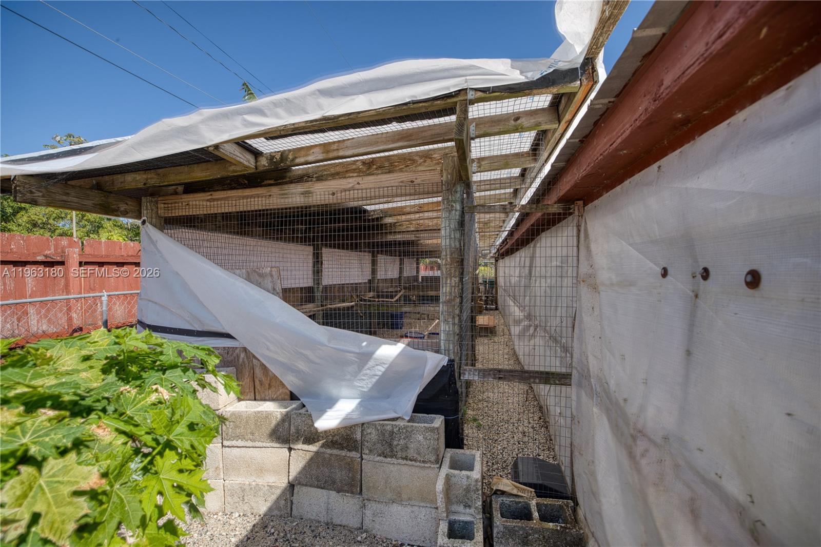 BONANZA RANCHOS - Residential