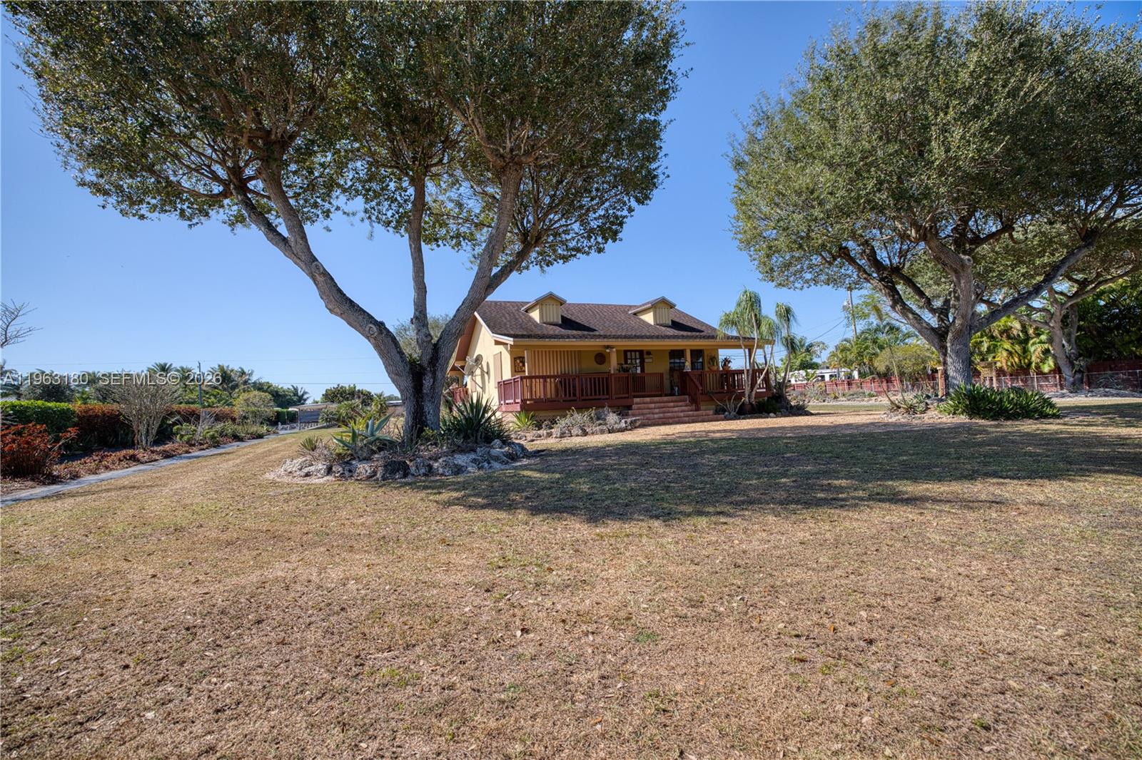 BONANZA RANCHOS - Residential