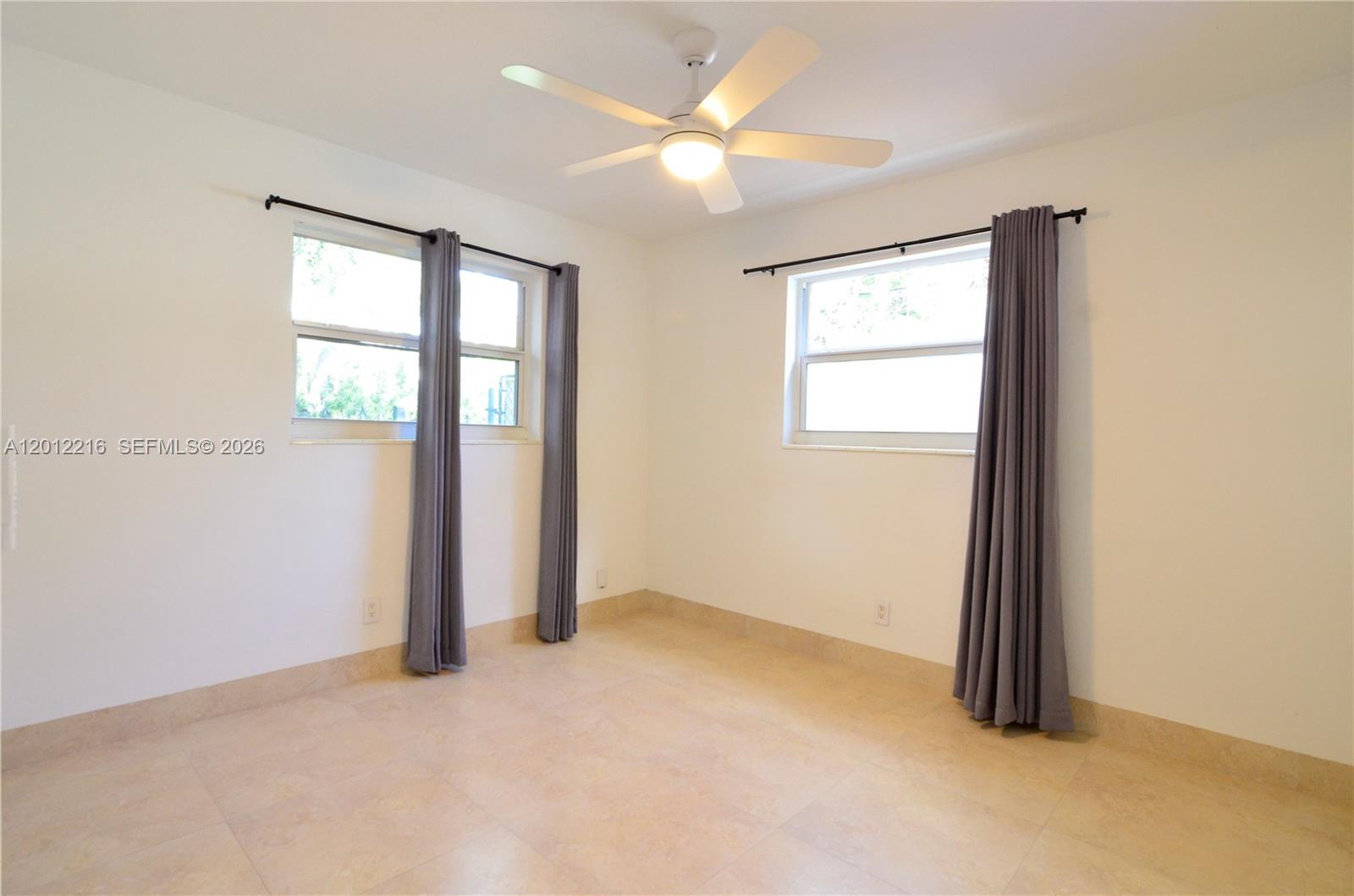 JACKSON PEACOCKS SUB - Residential Lease