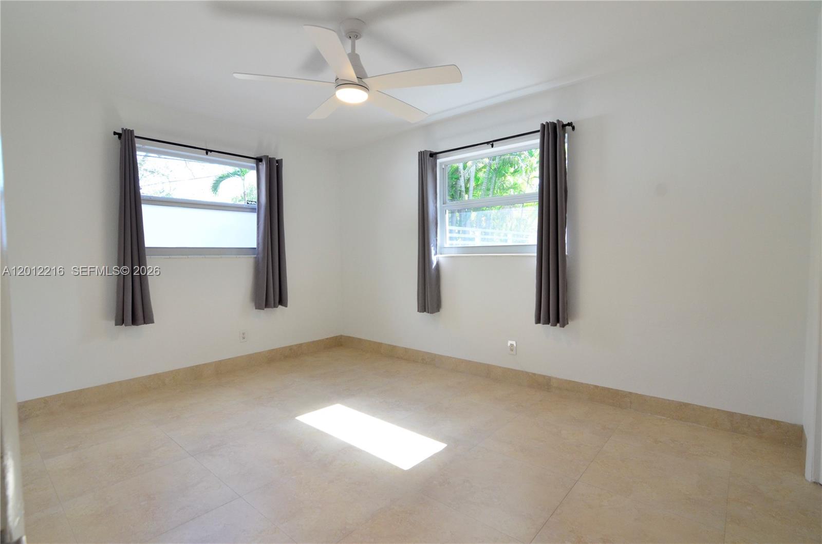 JACKSON PEACOCKS SUB - Residential Lease