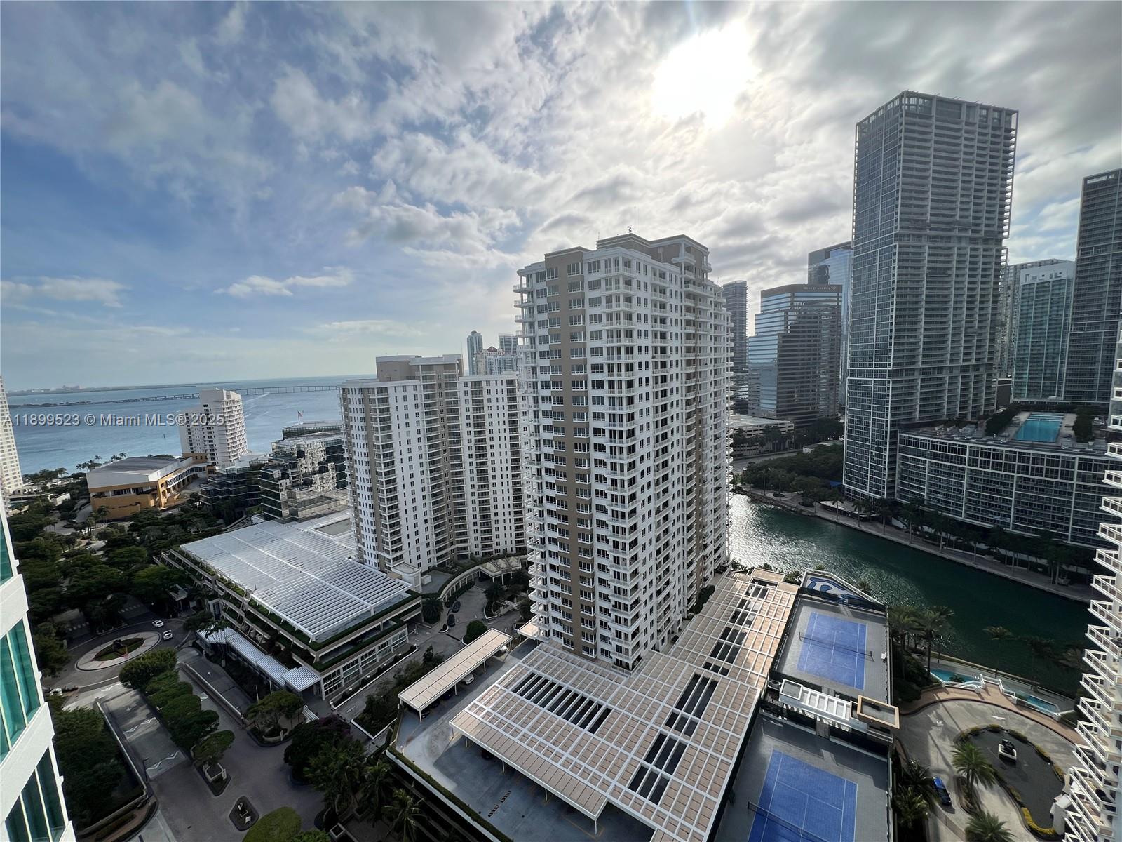 900 Brickell Key Blvd 2205