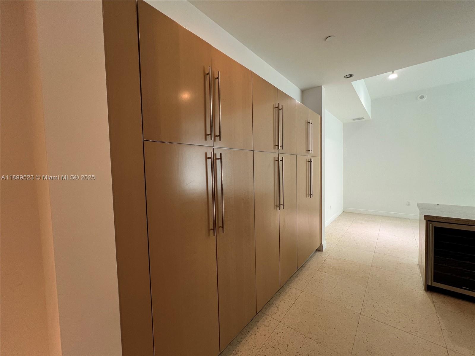 ASIA CONDO - Residential