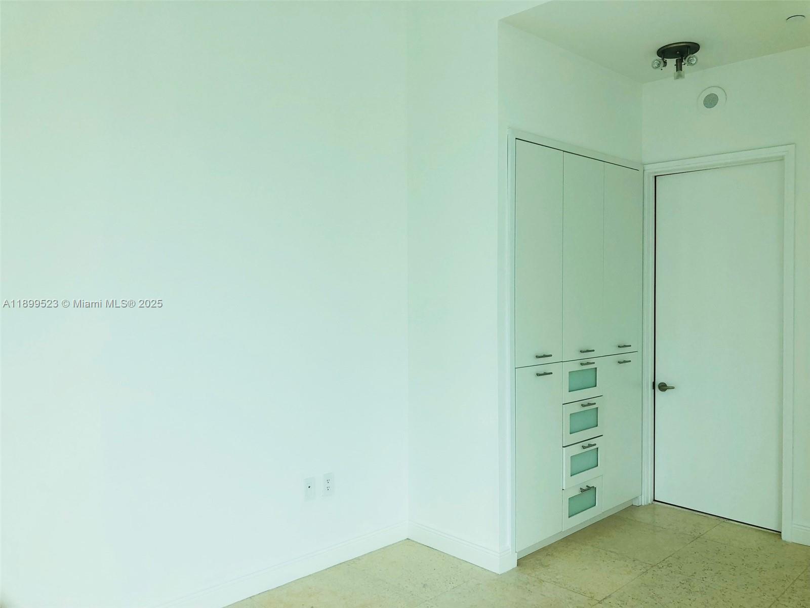 ASIA CONDO - Residential