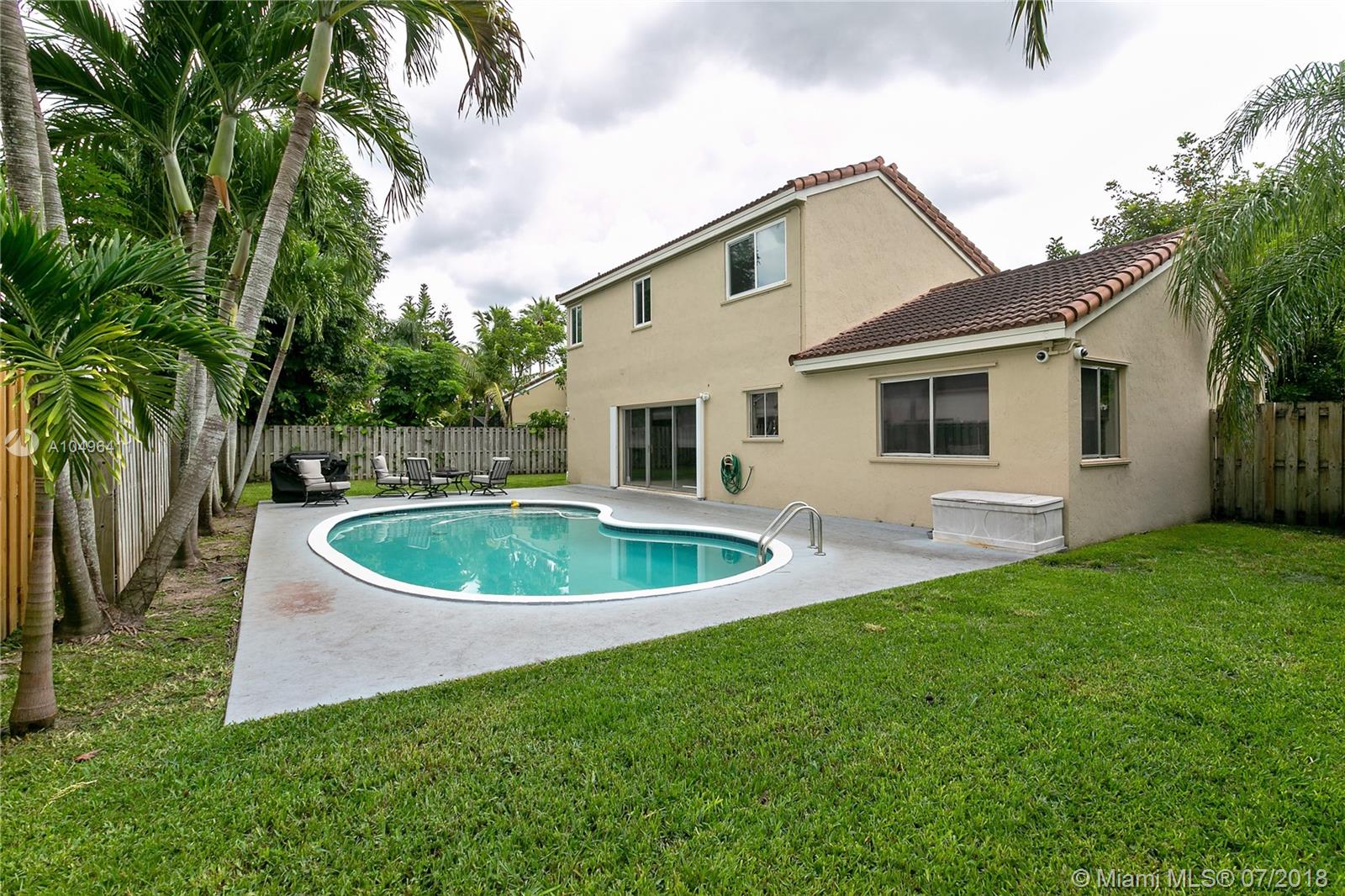 SERENA LAKES - Residential