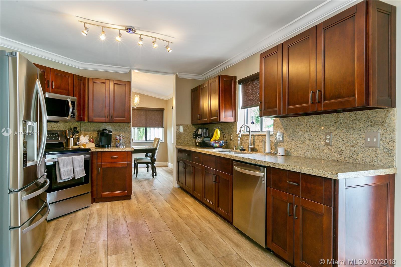 SERENA LAKES - Residential