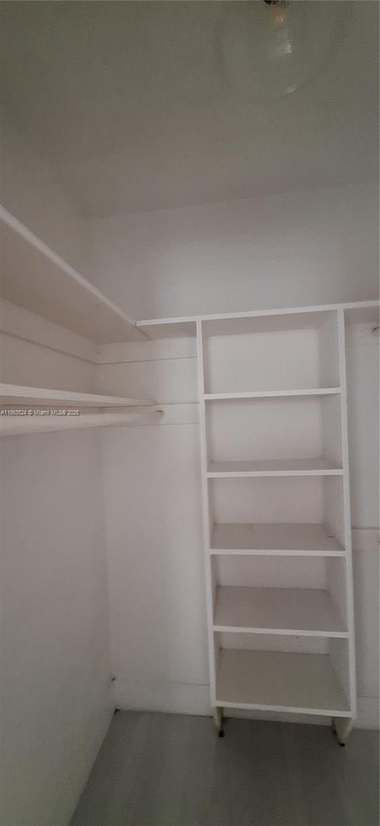 KNOLLS 1ST SECTION - Residential