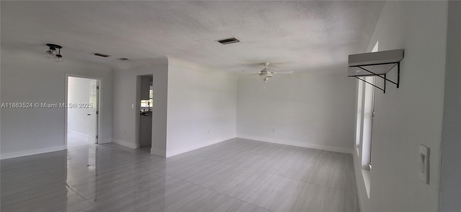 KNOLLS 1ST SECTION - Residential