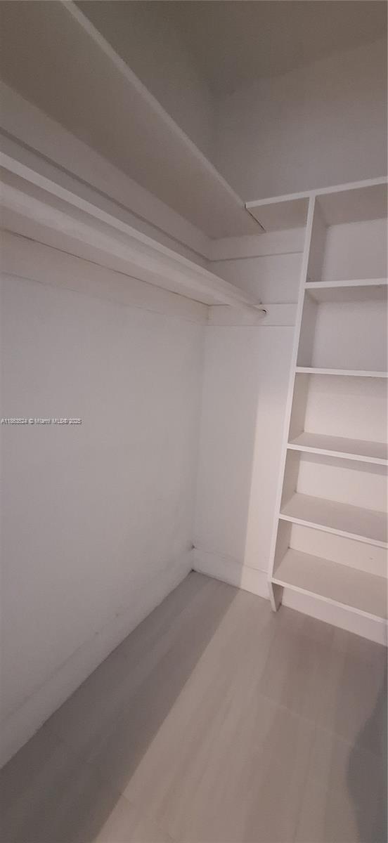 KNOLLS 1ST SECTION - Residential