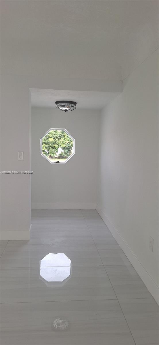 KNOLLS 1ST SECTION - Residential