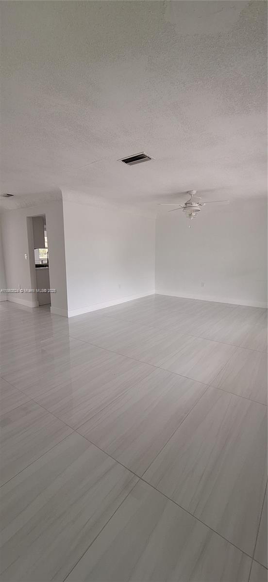 KNOLLS 1ST SECTION - Residential