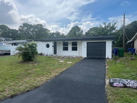 Photo of 8436 Southampton Dr, Miramar, FL 33025 (MLS # A11863524)