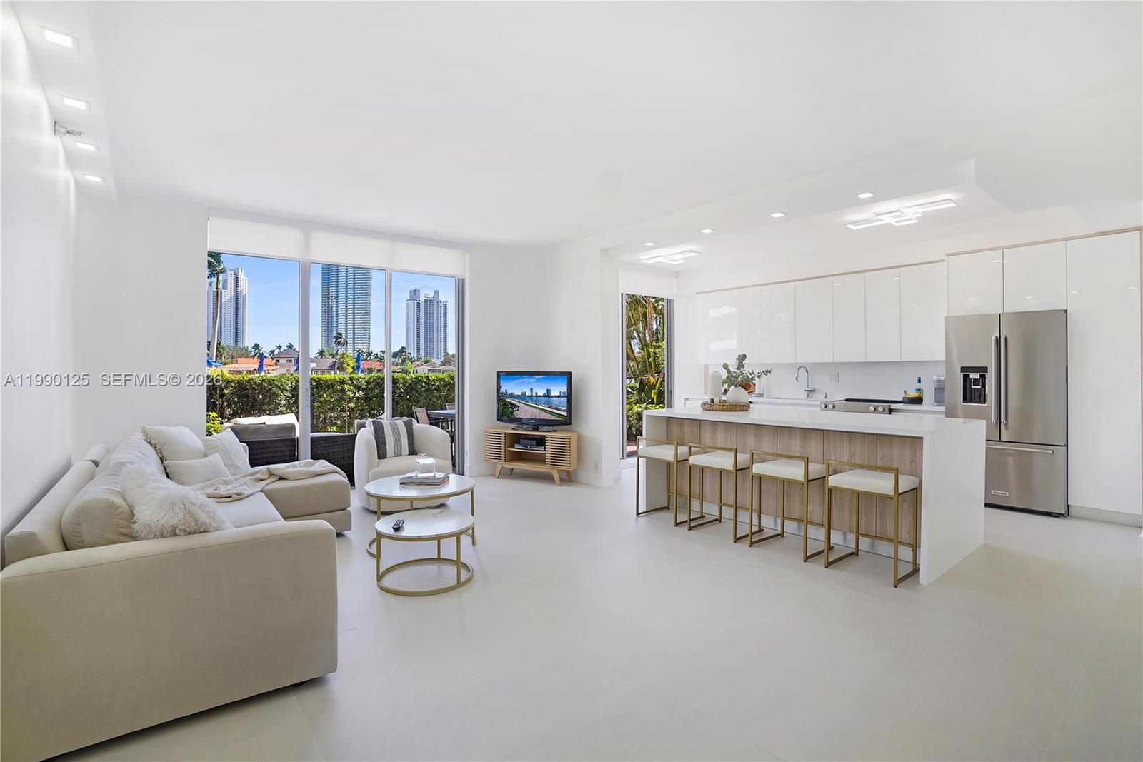 19101 NE 36th Ct 111