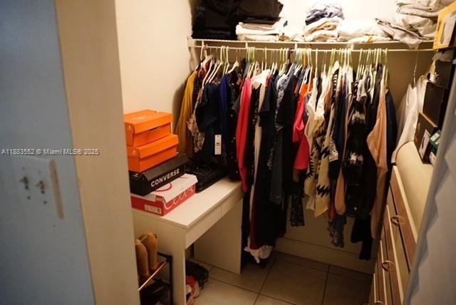THE PRADO CONDO - Residential
