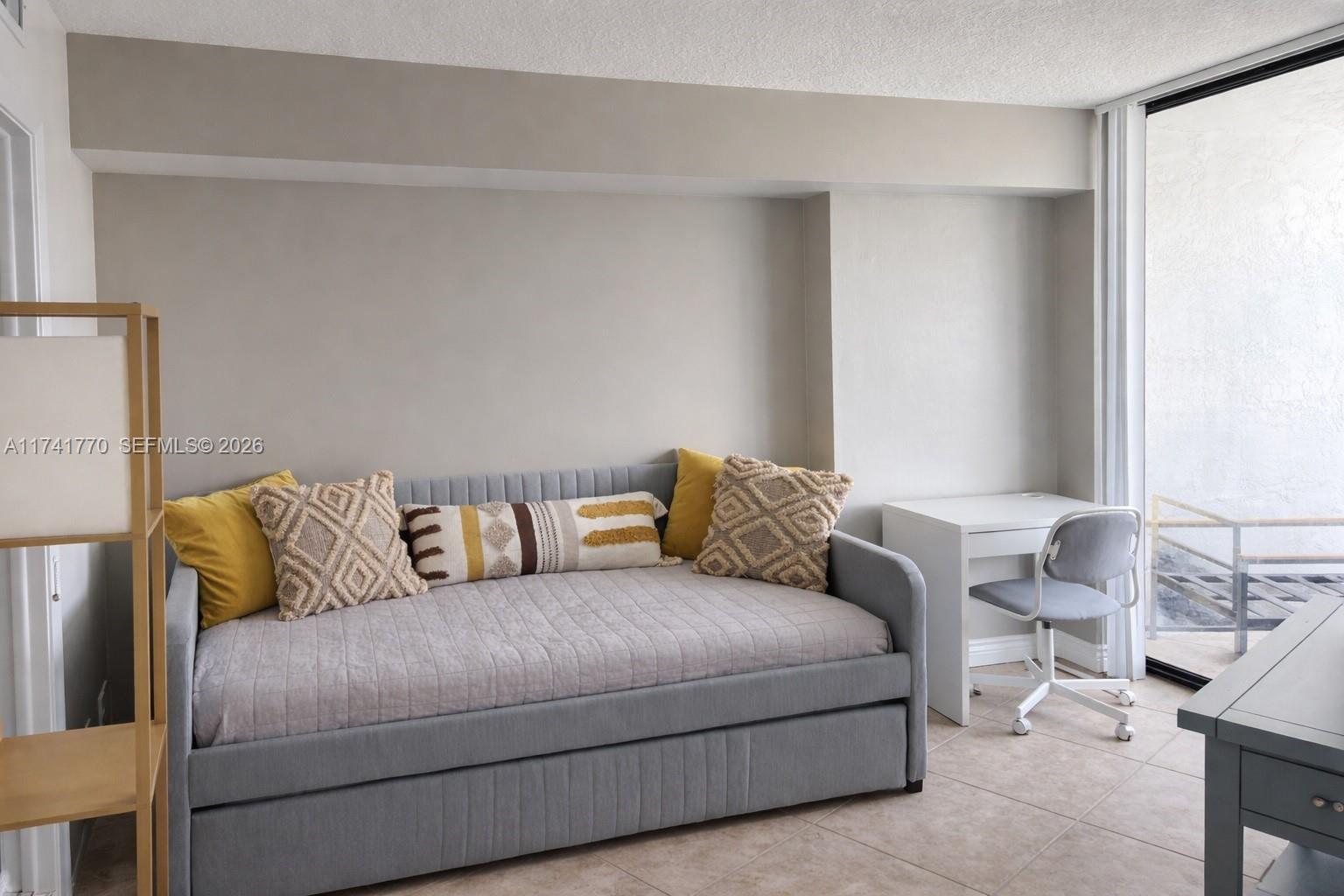 PARC CENTRAL AVENTURA EAS - Residential