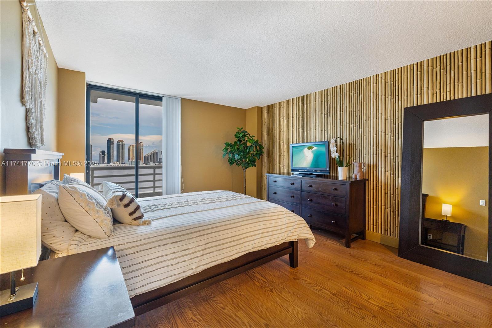 PARC CENTRAL AVENTURA EAS - Residential