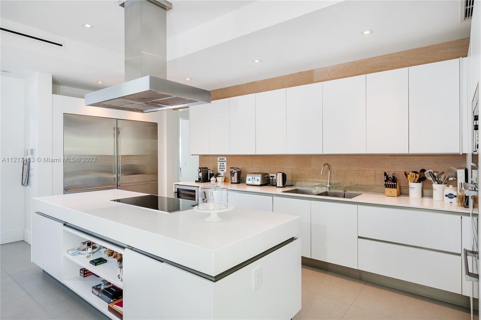 MASHTA ISLAND A REPLAT OF - Residential