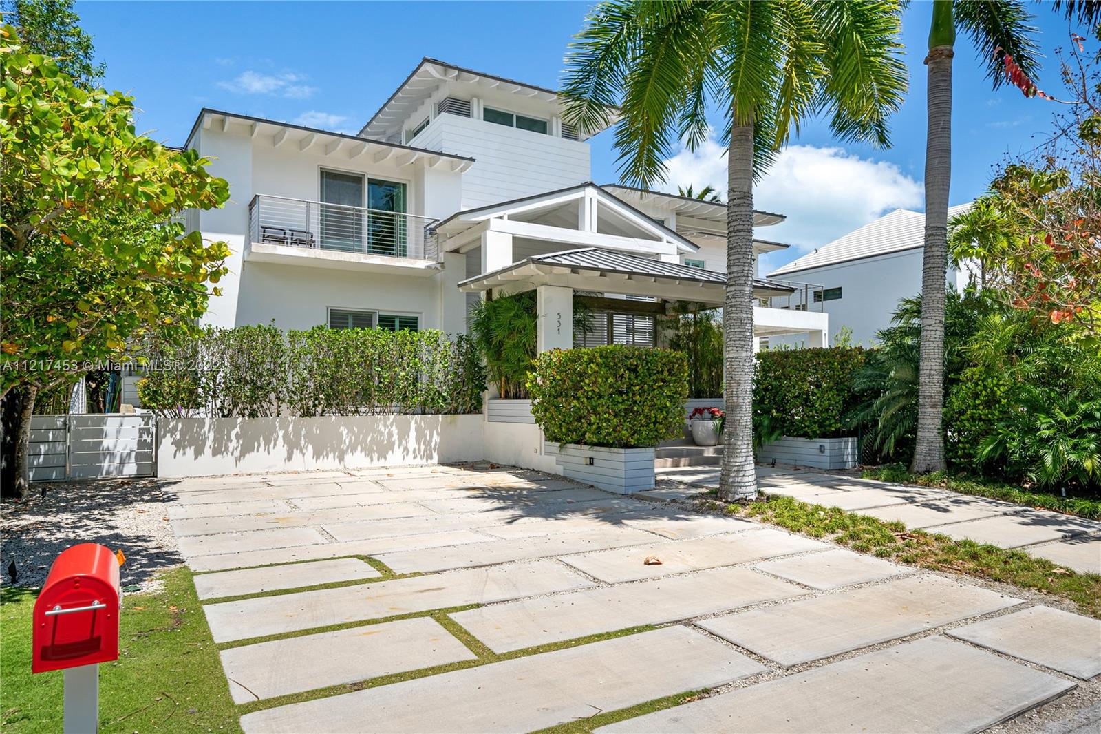 MASHTA ISLAND A REPLAT OF - Residential