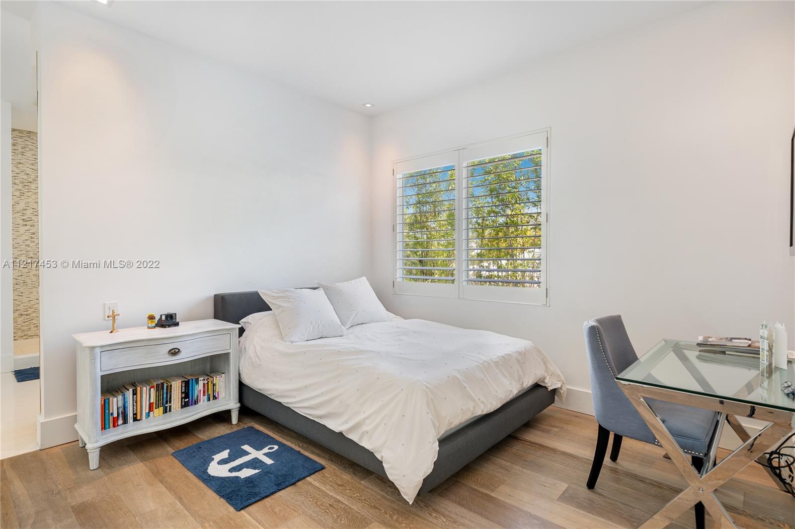 MASHTA ISLAND A REPLAT OF - Residential