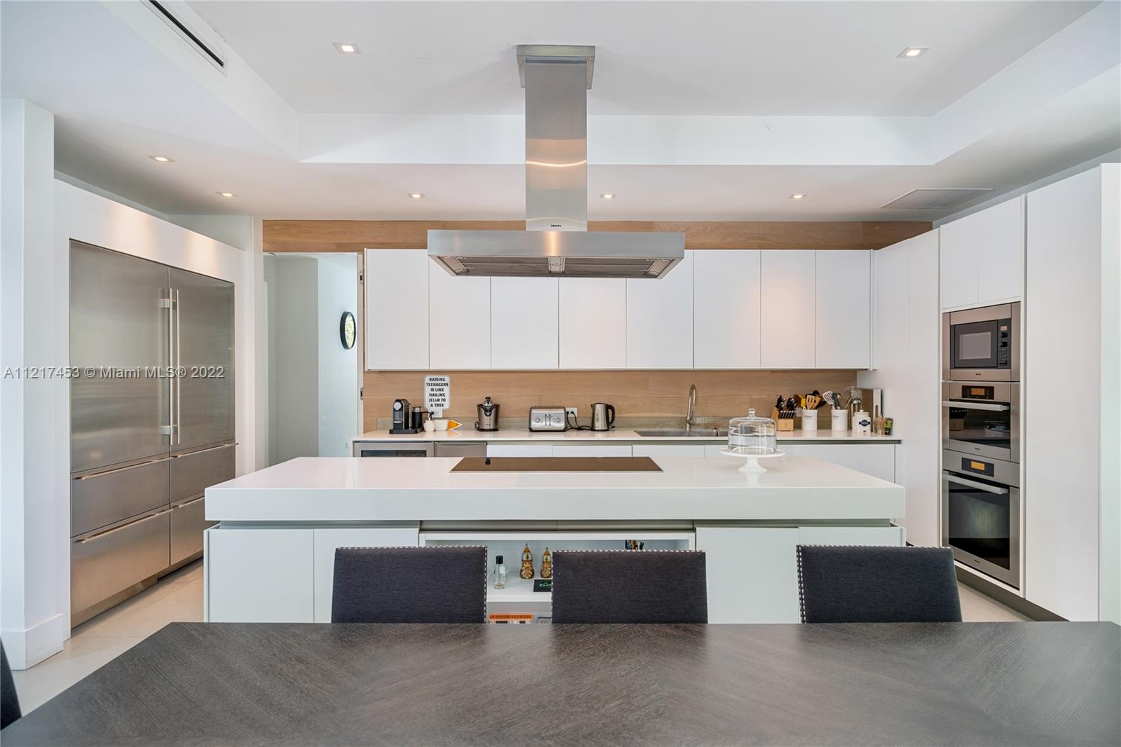 MASHTA ISLAND A REPLAT OF - Residential