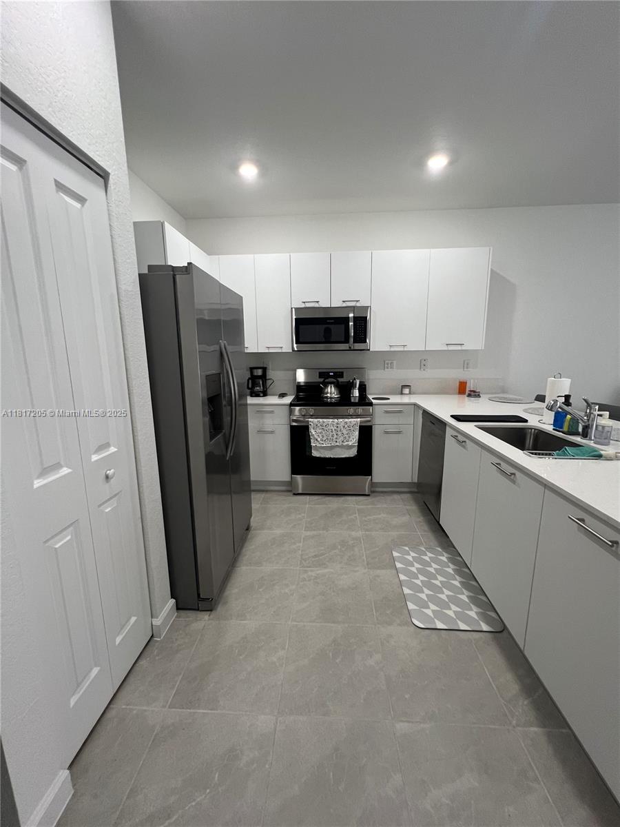 WESTVIEW NORTH - Residential