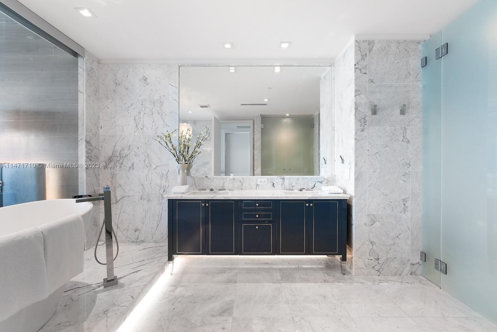 ALTOS DEL MAR NO. 5 - Residential