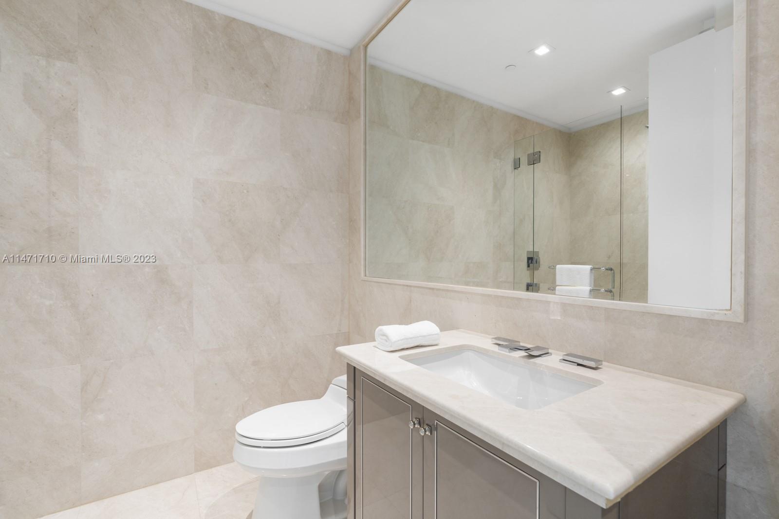 ALTOS DEL MAR NO. 5 - Residential