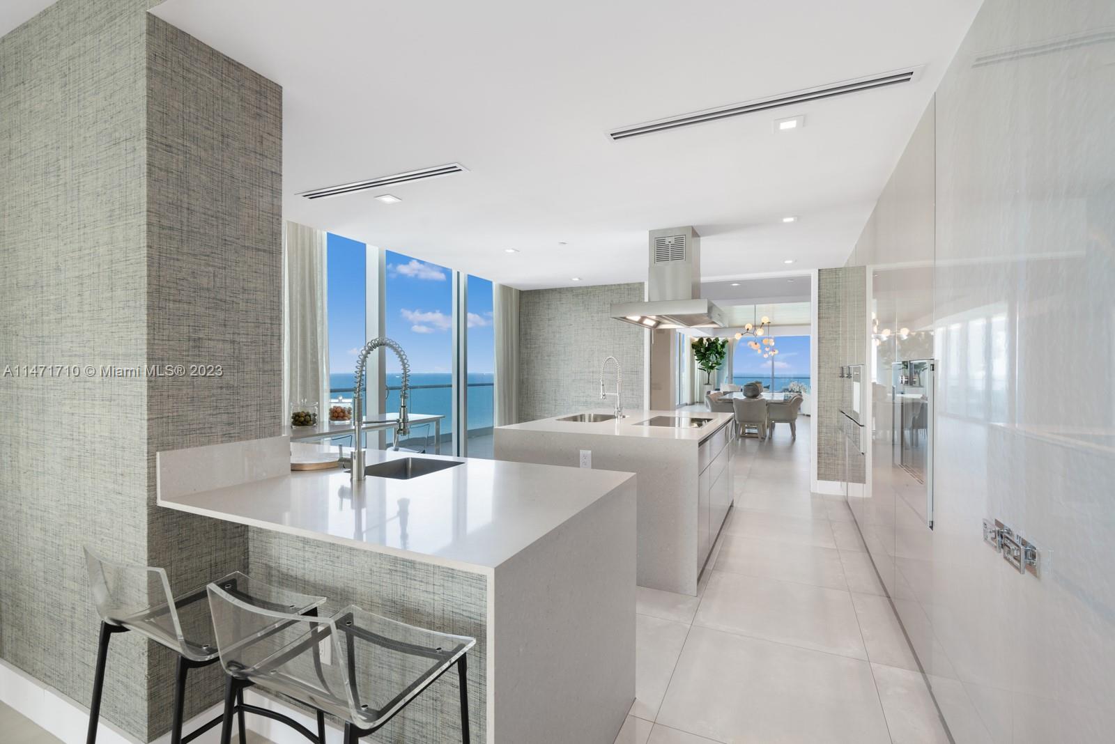 ALTOS DEL MAR NO. 5 - Residential