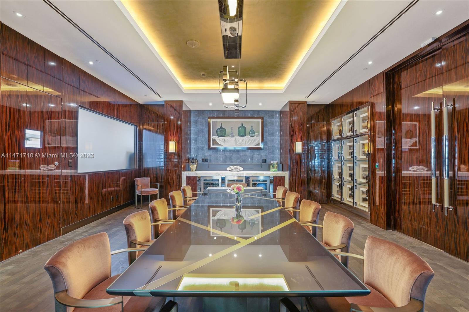 ALTOS DEL MAR NO. 5 - Residential