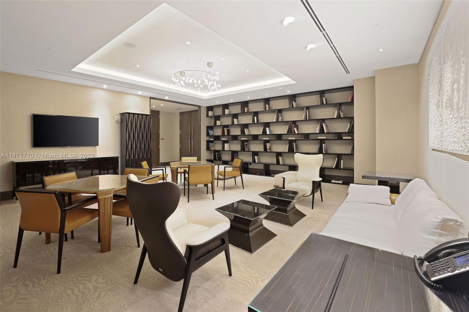 ALTOS DEL MAR NO. 5 - Residential