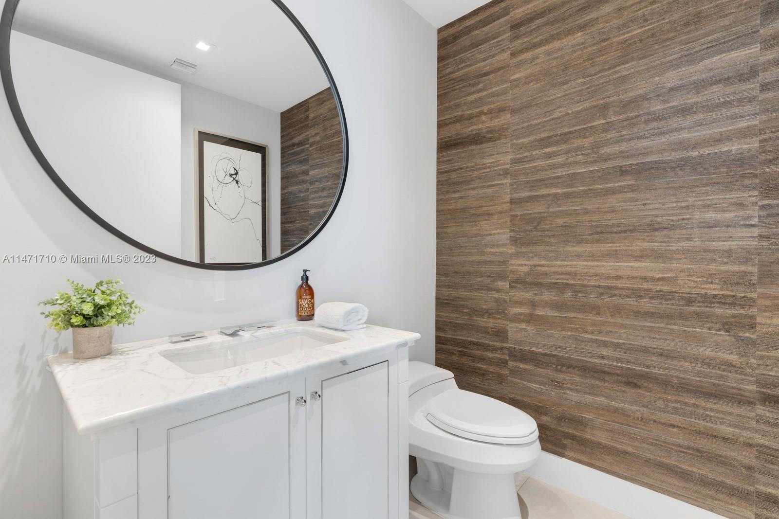 ALTOS DEL MAR NO. 5 - Residential