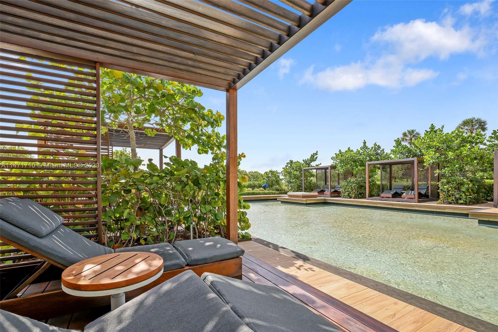 ALTOS DEL MAR NO. 5 - Residential