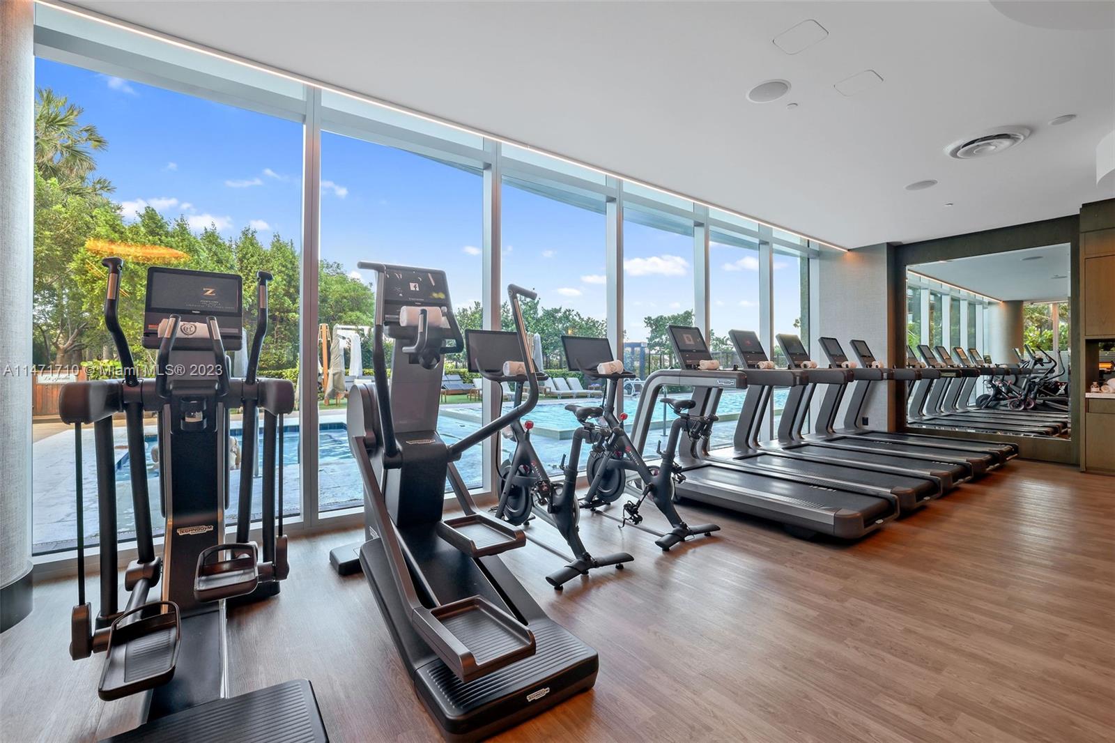 ALTOS DEL MAR NO. 5 - Residential