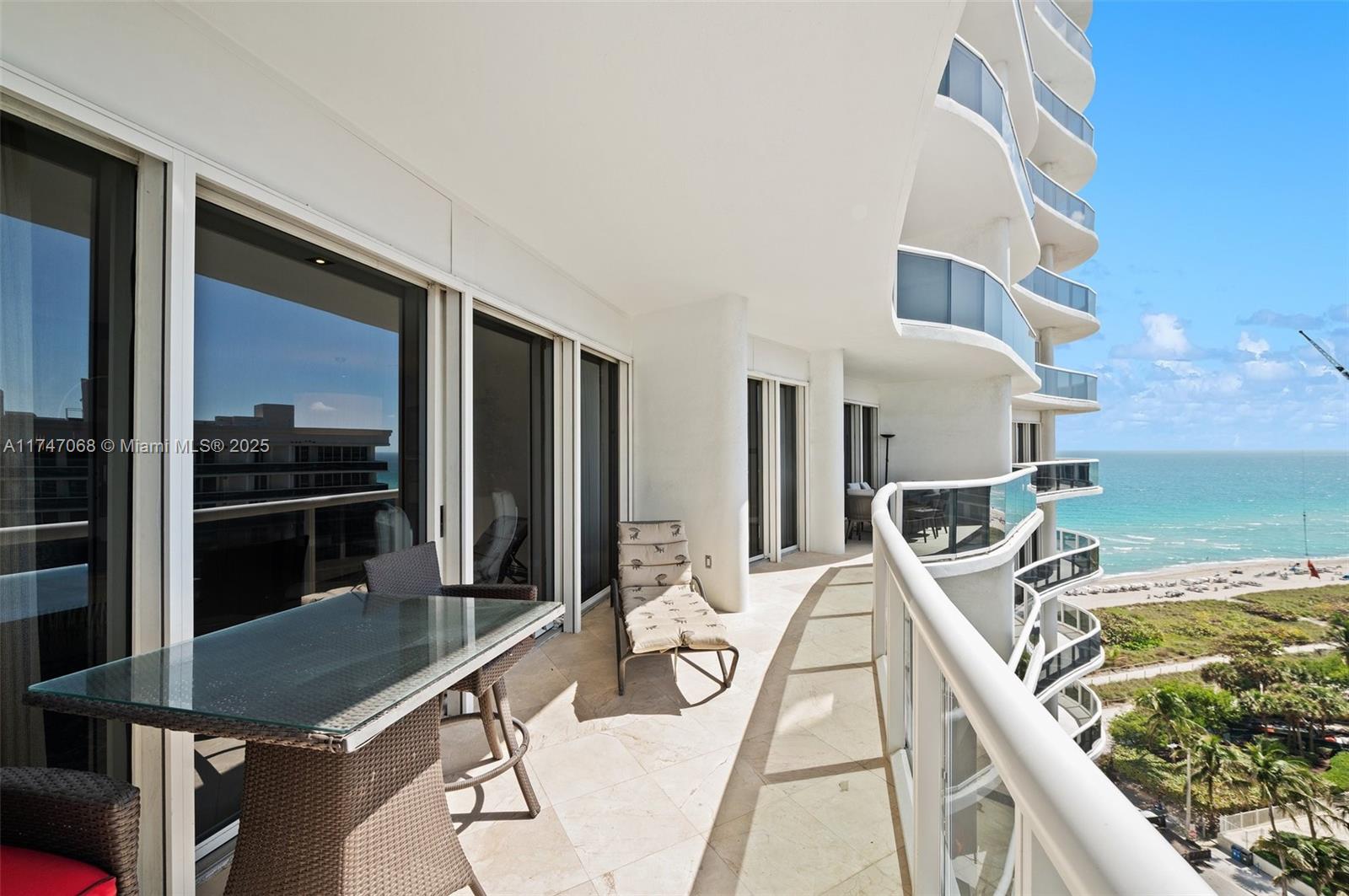 MAJESTIC TOWER - Residential