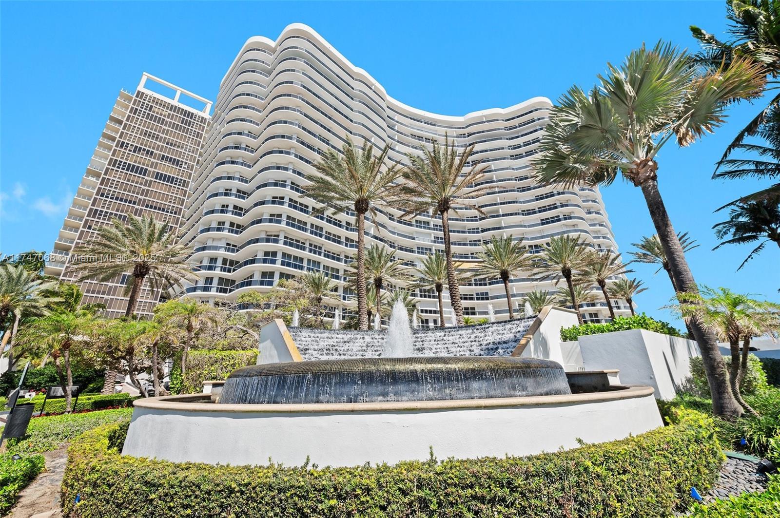 MAJESTIC TOWER - Residential