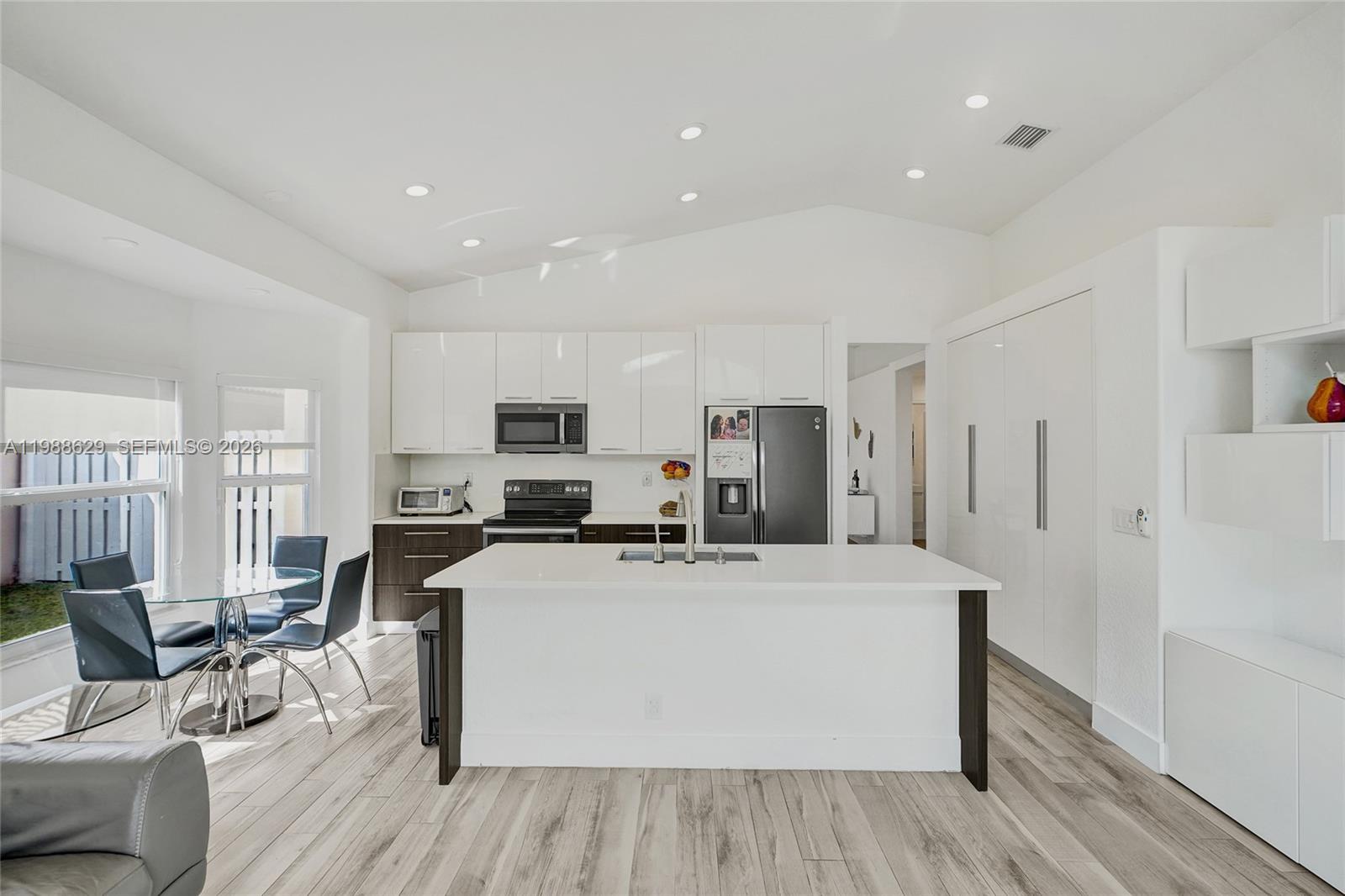 BANYAN OAKRIDGE PLAT - Residential