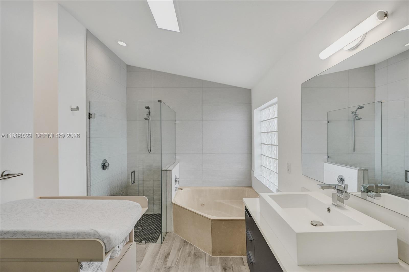 BANYAN OAKRIDGE PLAT - Residential