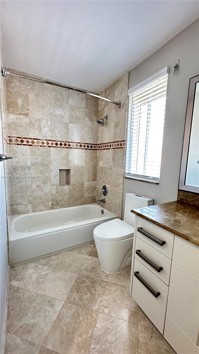 SECTORS 3 & 4 BOUNDARY PL - Residential Lease