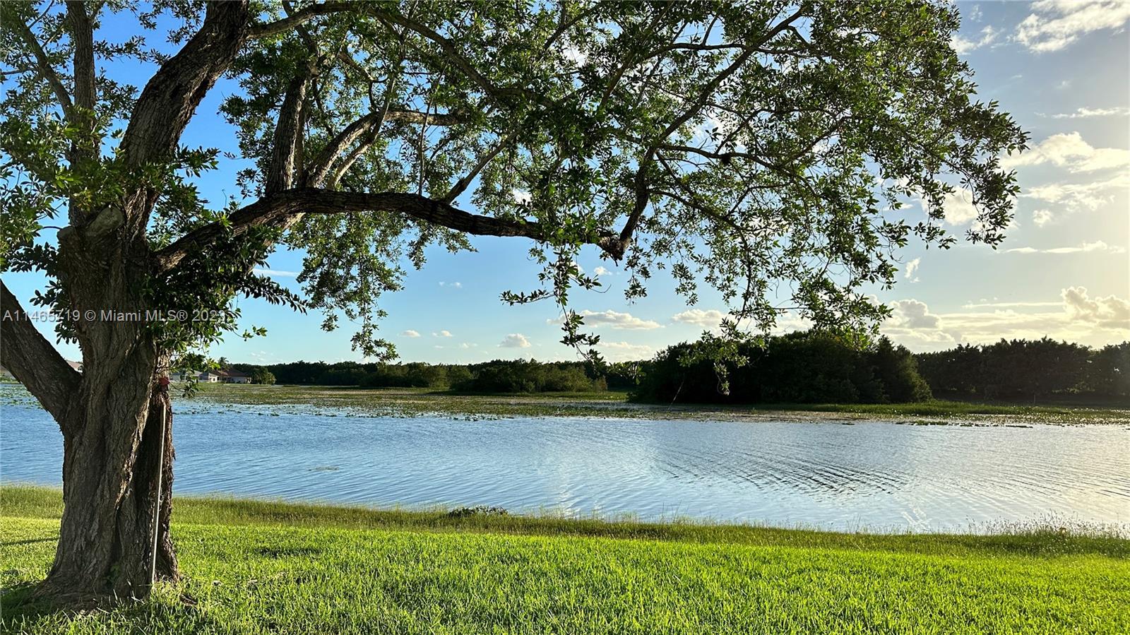 SECTORS 3 & 4 BOUNDARY PL - Residential Lease