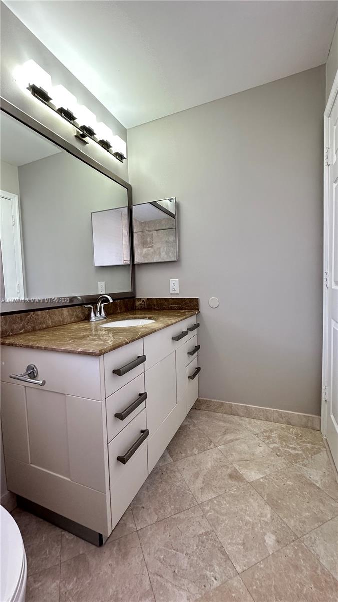 SECTORS 3 & 4 BOUNDARY PL - Residential Lease