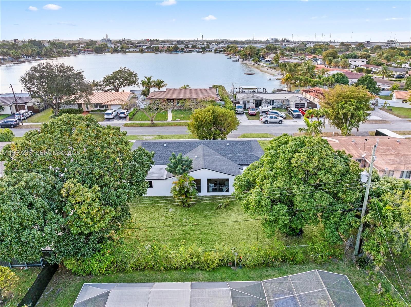 PALM SPRINGS LAKES 5TH AD - Residential Lease