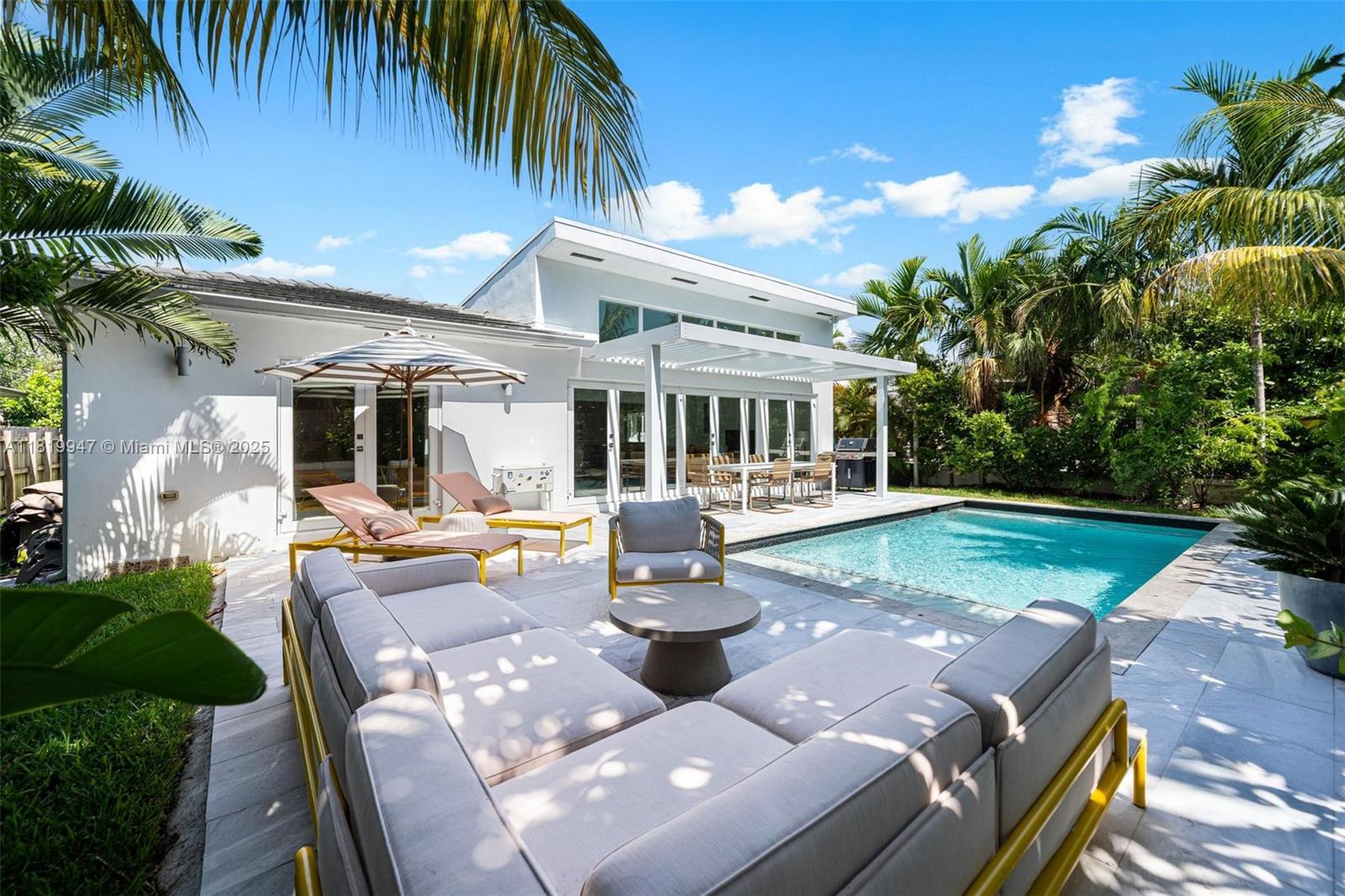 BISCAYNE POINT - Residential