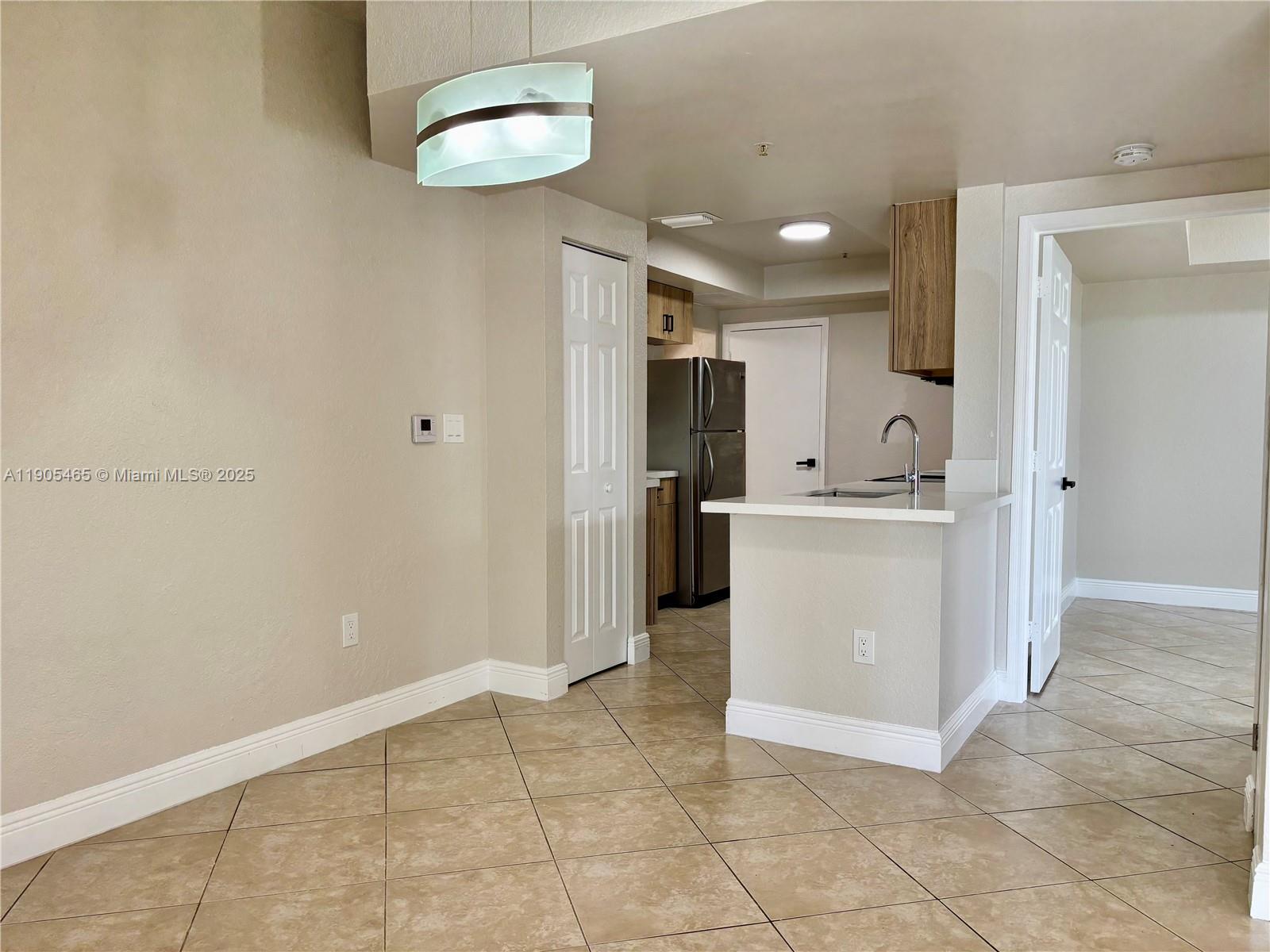 VILLAS DE TUSCANY CONDO - Residential Lease