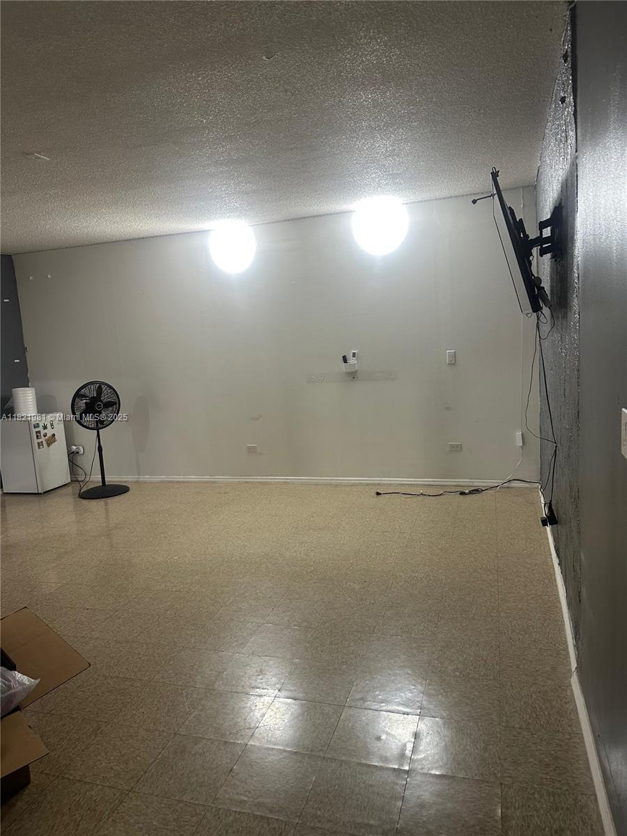 LAGUNA PONDS SEC I - Residential