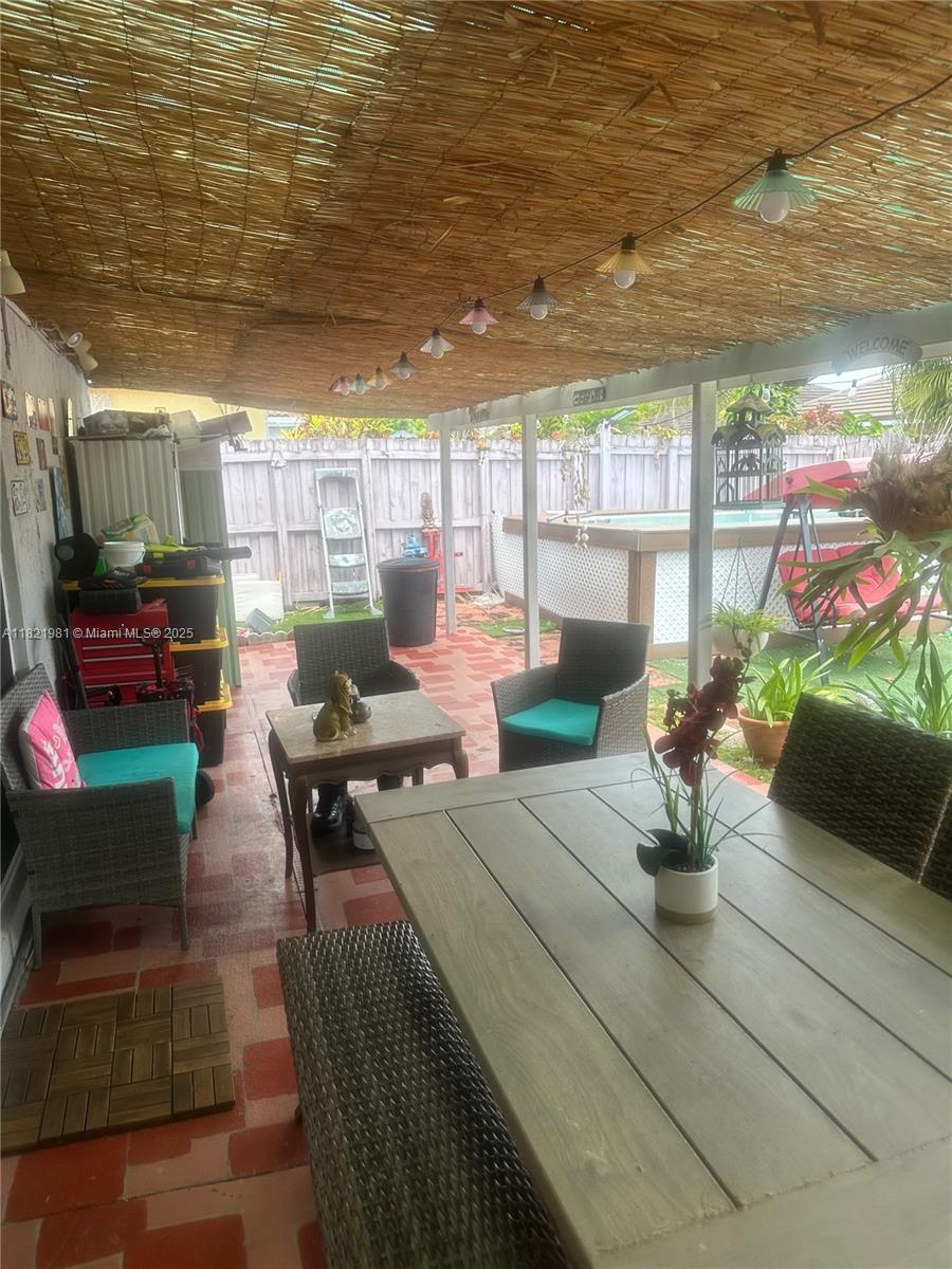 LAGUNA PONDS SEC I - Residential