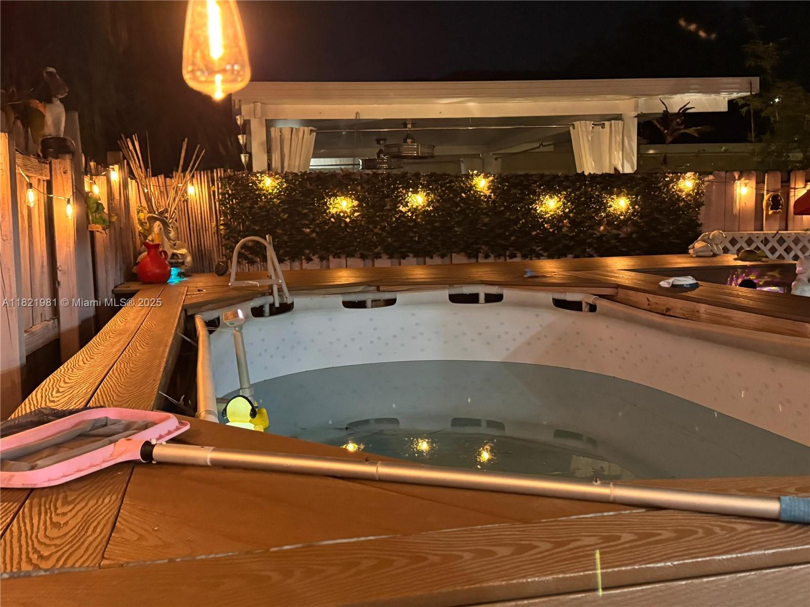 LAGUNA PONDS SEC I - Residential