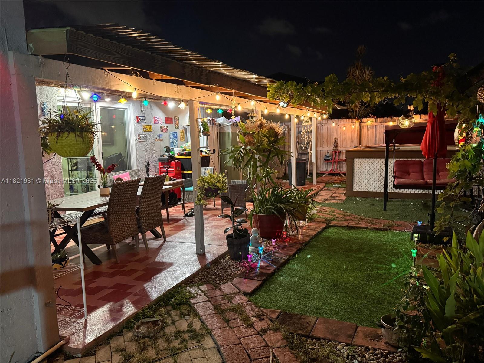 LAGUNA PONDS SEC I - Residential