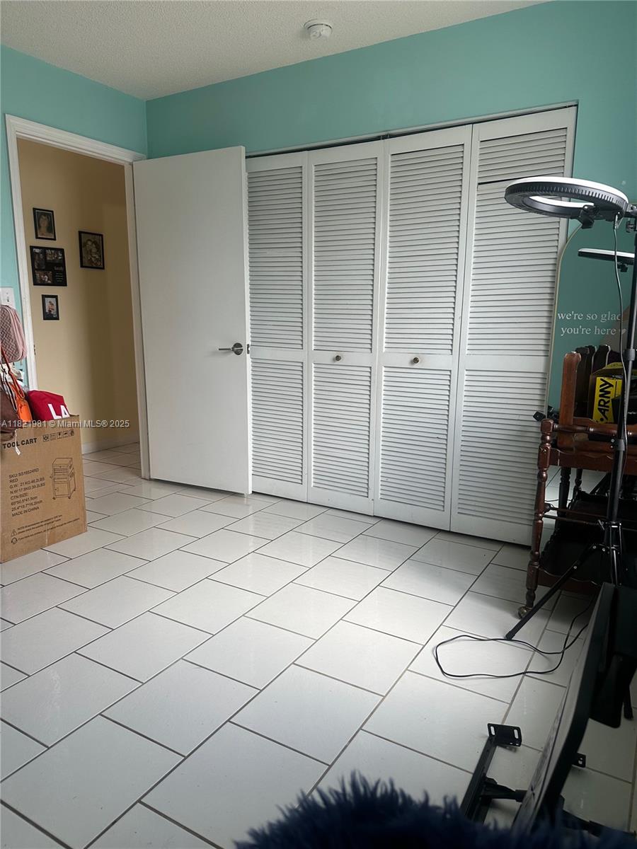 LAGUNA PONDS SEC I - Residential