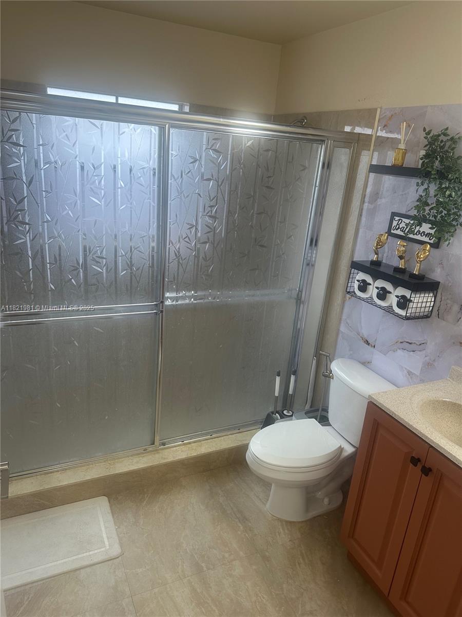 LAGUNA PONDS SEC I - Residential