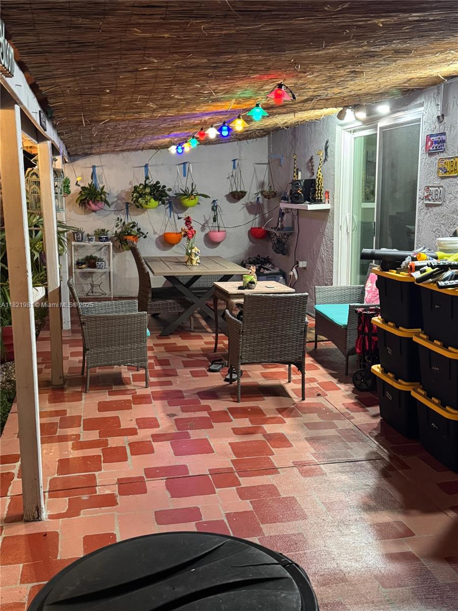 LAGUNA PONDS SEC I - Residential